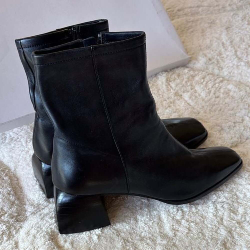 Paolo Black Leather Square-Toe Ankle Boots with Block Heel - Picture 7 of 8